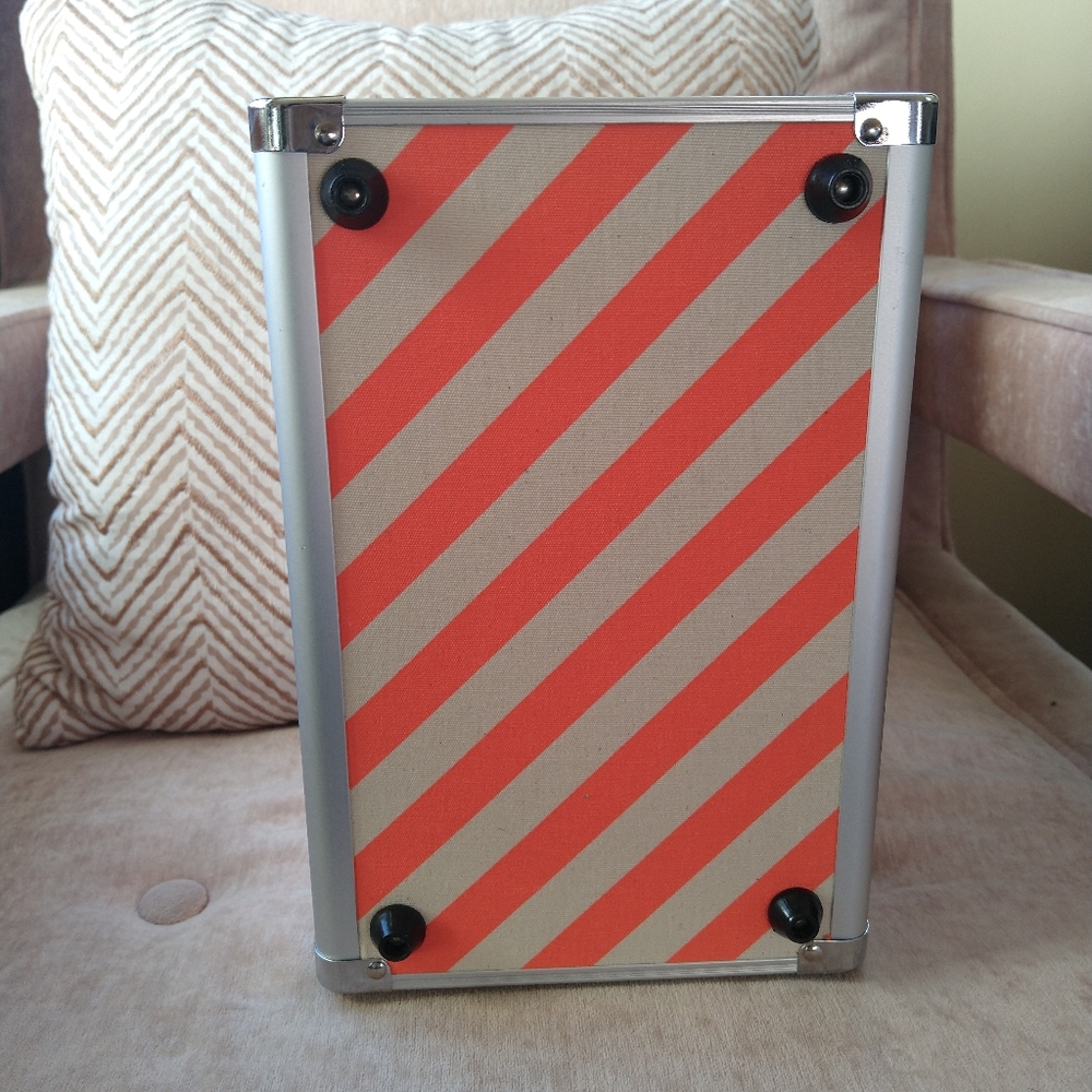 Makeup case - Picture 9 of 9